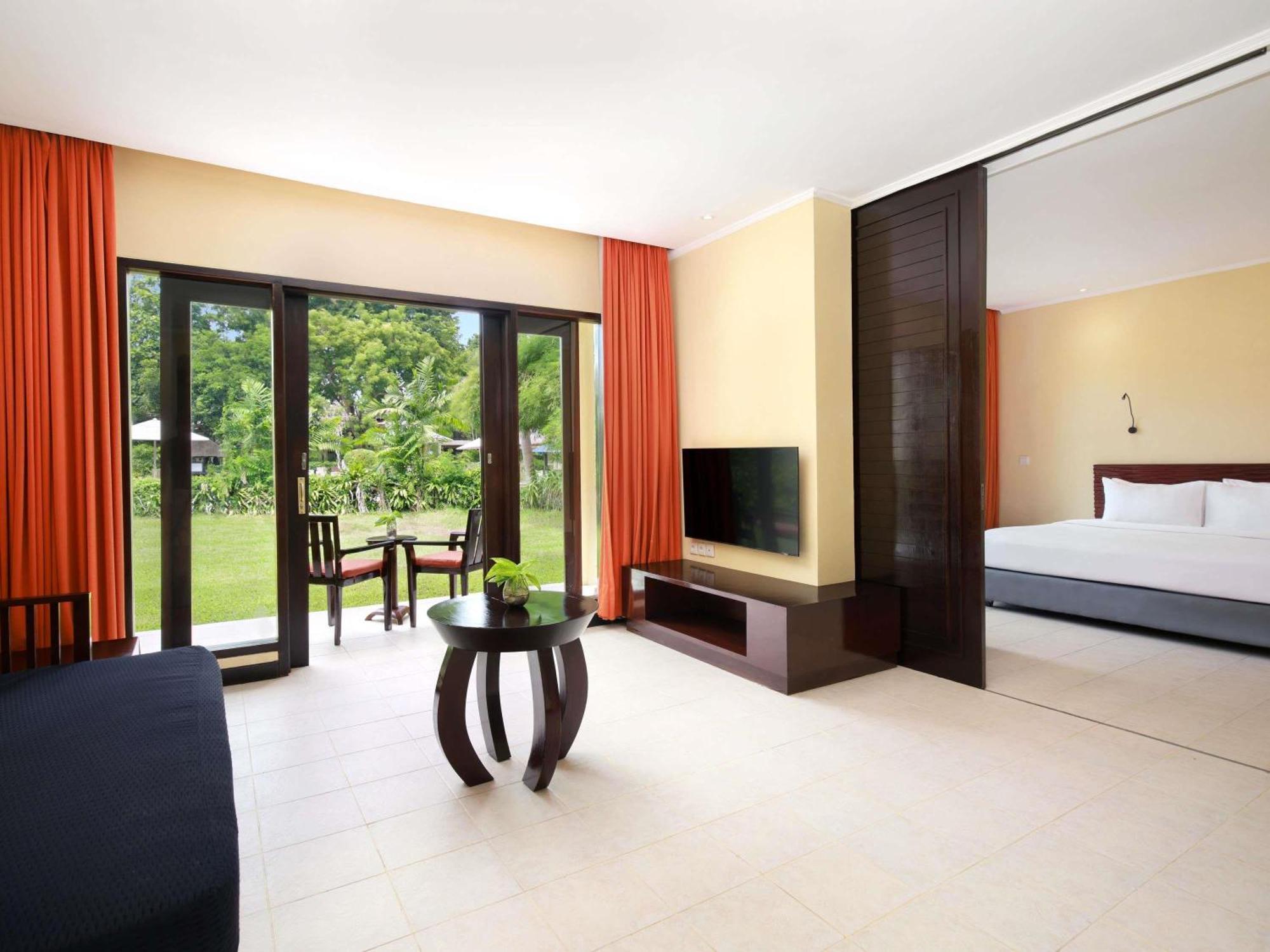 Mercure Hotel 4*